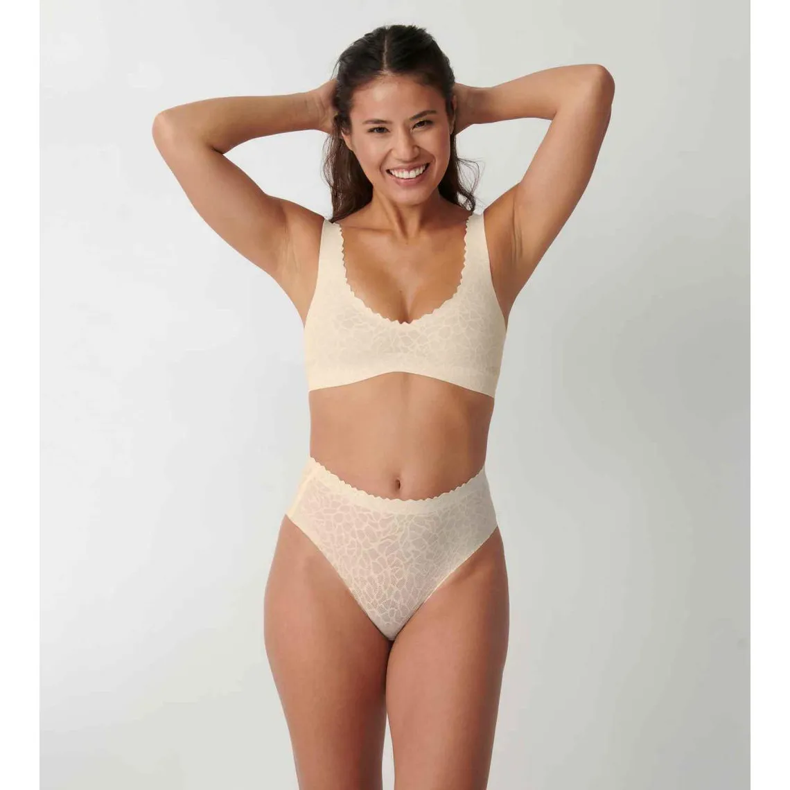 Bralette Sloggi beige | 3 Suisses