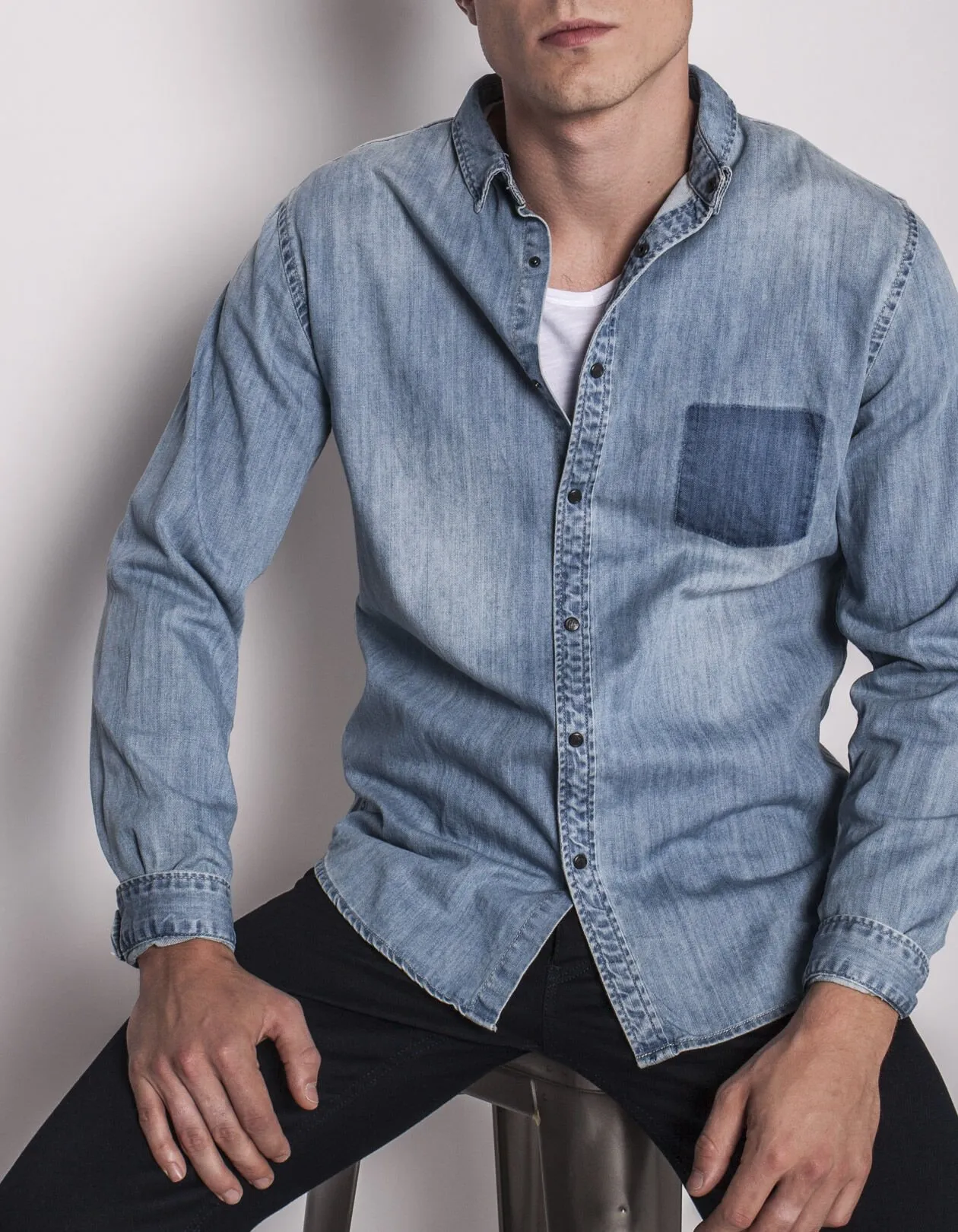 Chemise en jean homme