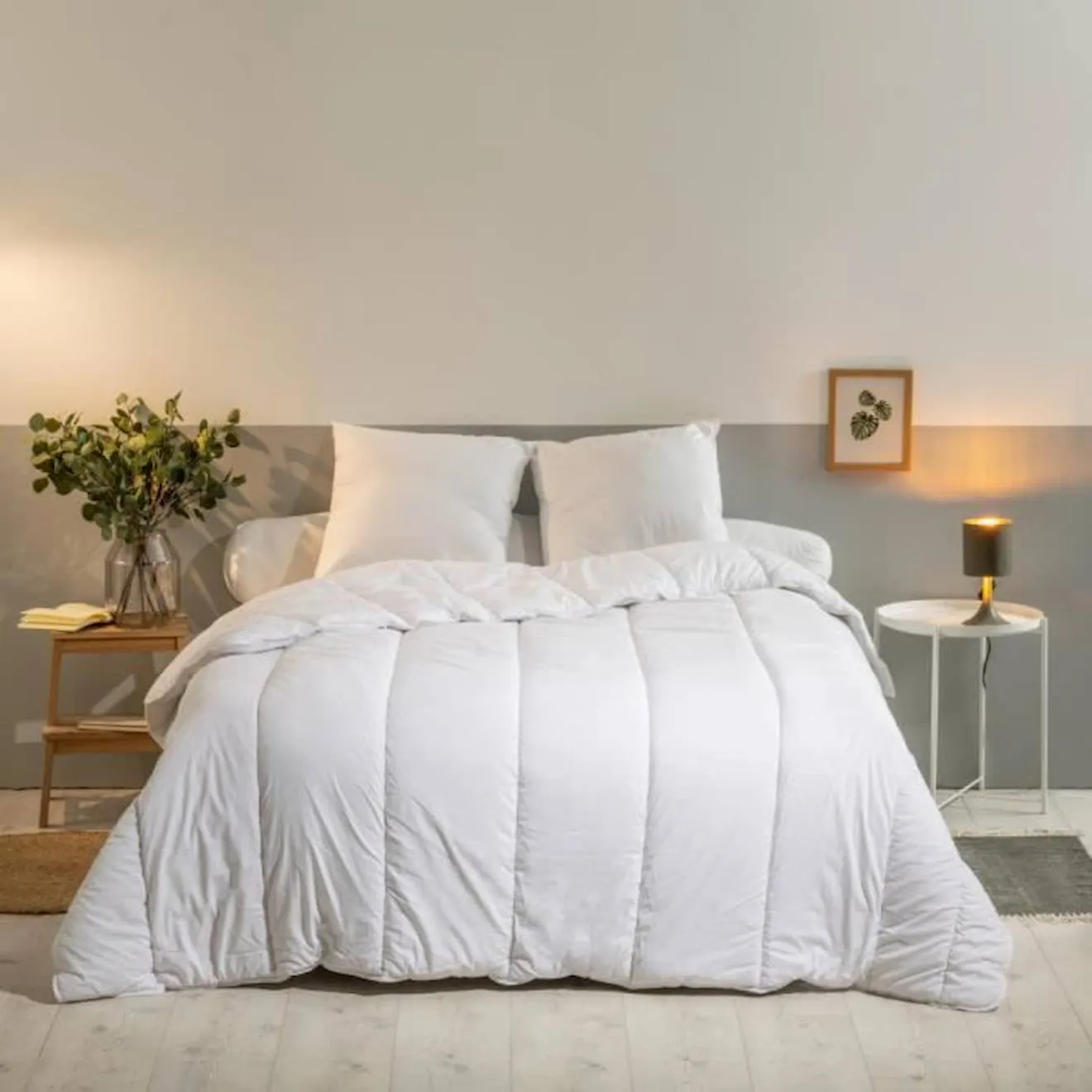 Couette BLEU CALIN - Anti-acariens - Traitement Sanitized® - Chaude - 200x200cm blanc - Bleu Calin