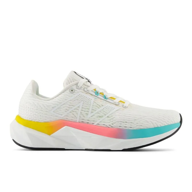 New Balance FuelCell Propel V5 - Chaussures running femme | Hardloop