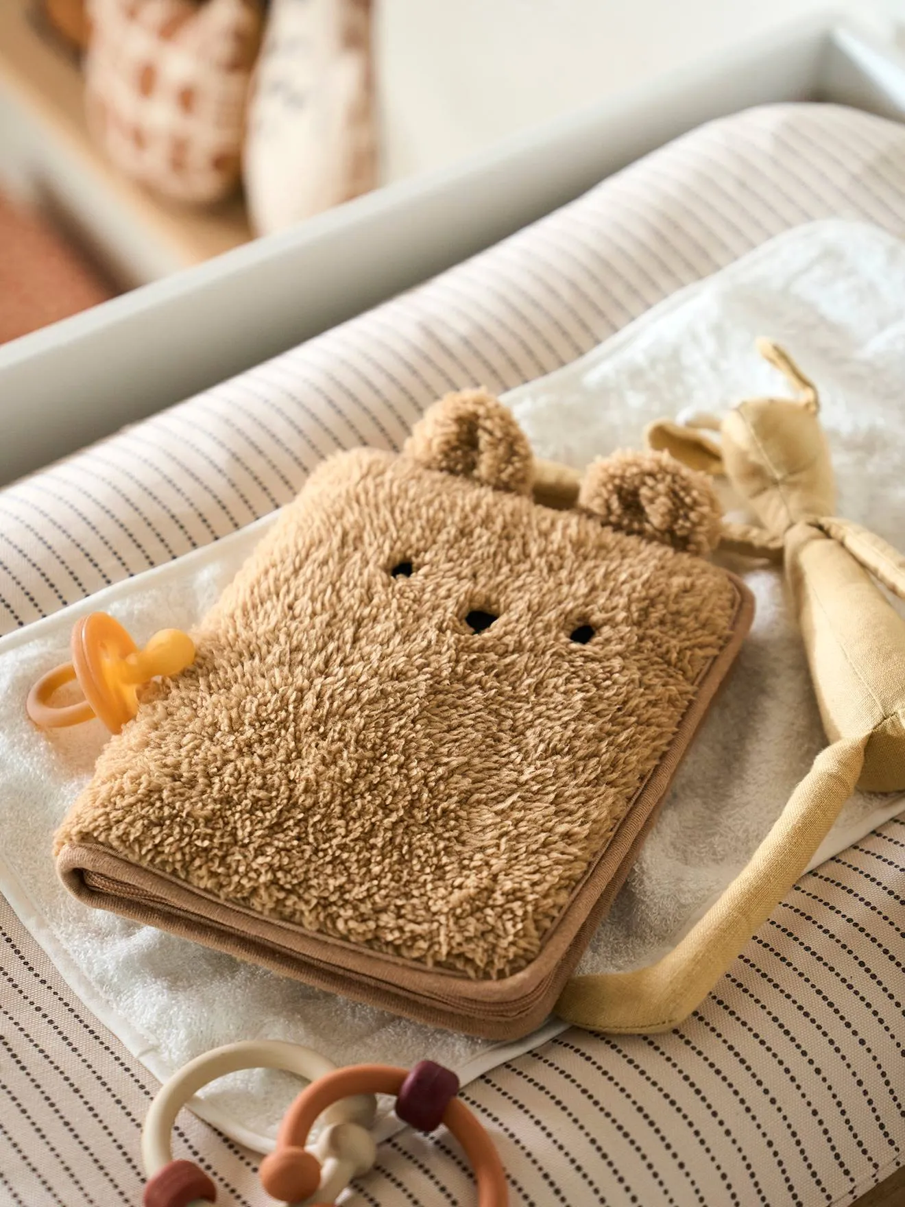 Protège carnet de santé sherpa TEDDY BEAR beige - Vertbaudet
