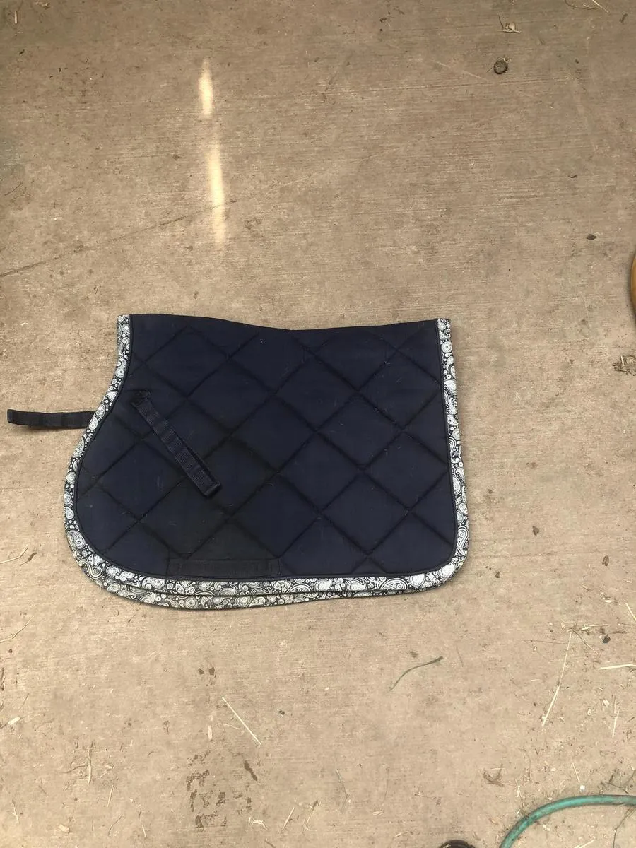 Tapis bleu marine Lamicell