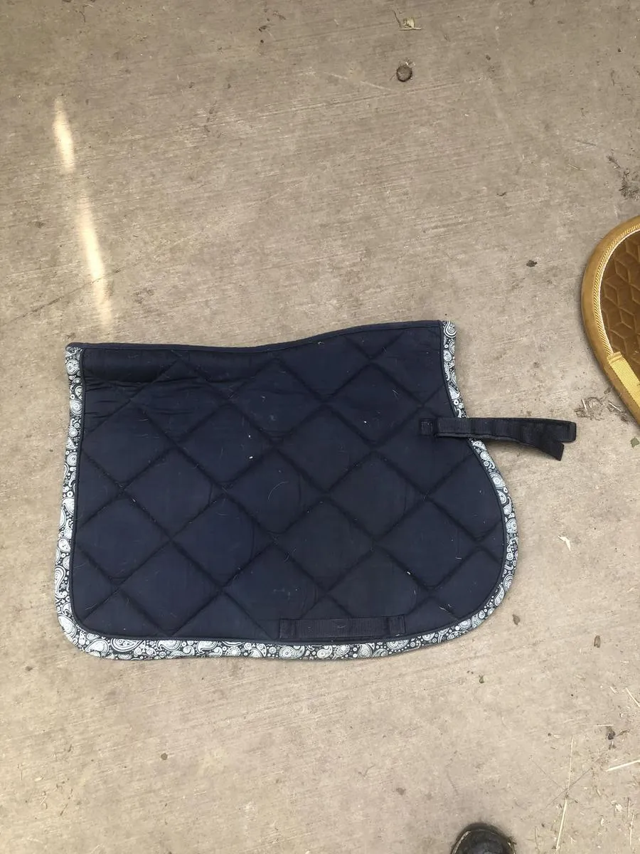 Tapis bleu marine Lamicell